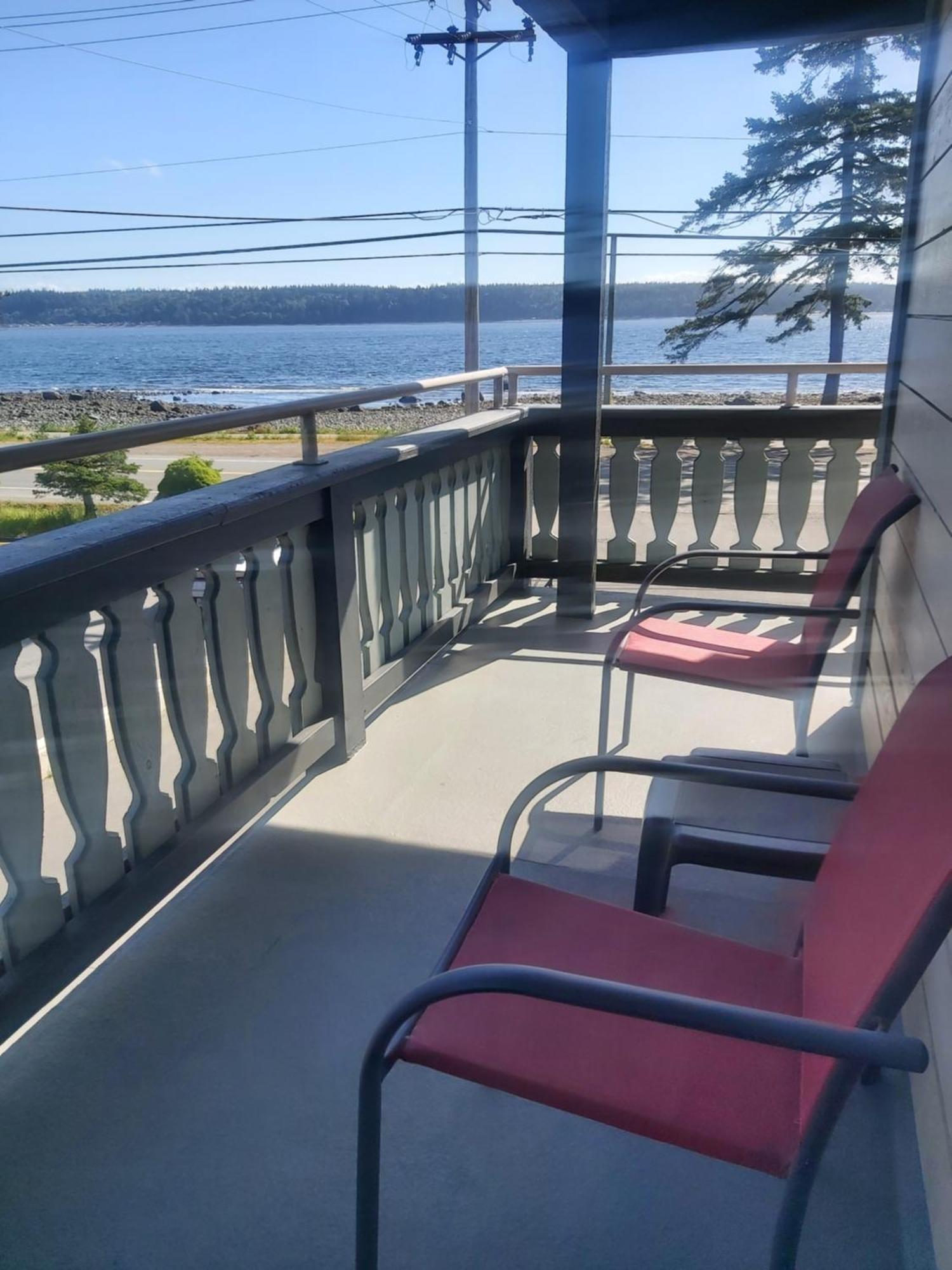Heron'S Landing Hotel Campbell River Exterior foto